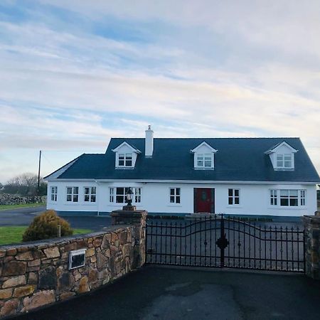 Connemara. 3 Bedroom, 8 Bed, Holiday Home Galway Esterno foto
