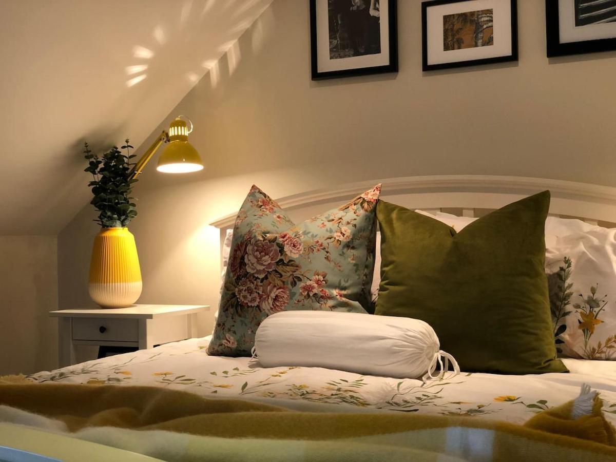 Connemara. 3 Bedroom, 8 Bed, Holiday Home Galway Esterno foto