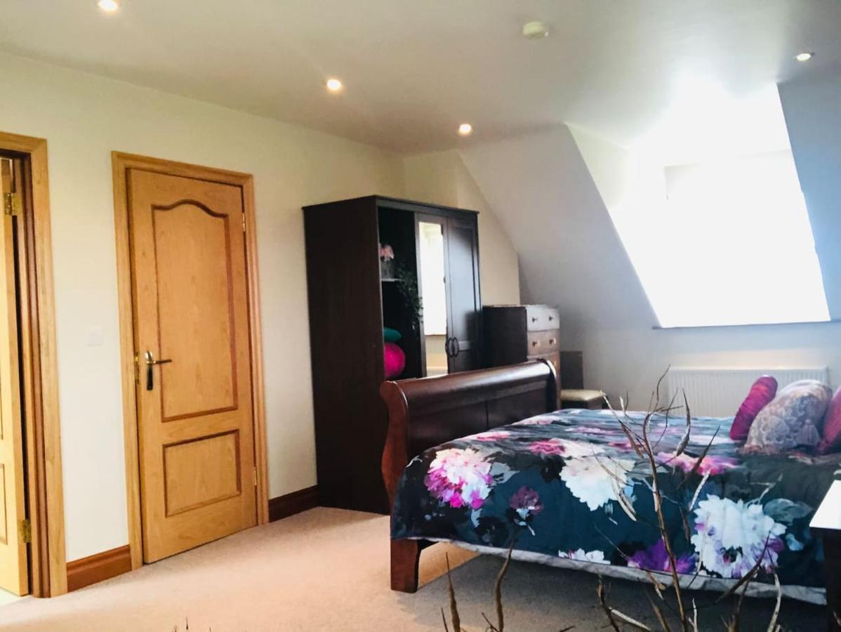 Connemara. 3 Bedroom, 8 Bed, Holiday Home Galway Esterno foto