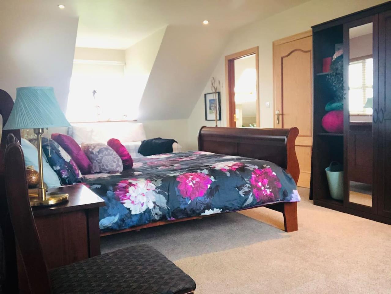 Connemara. 3 Bedroom, 8 Bed, Holiday Home Galway Esterno foto