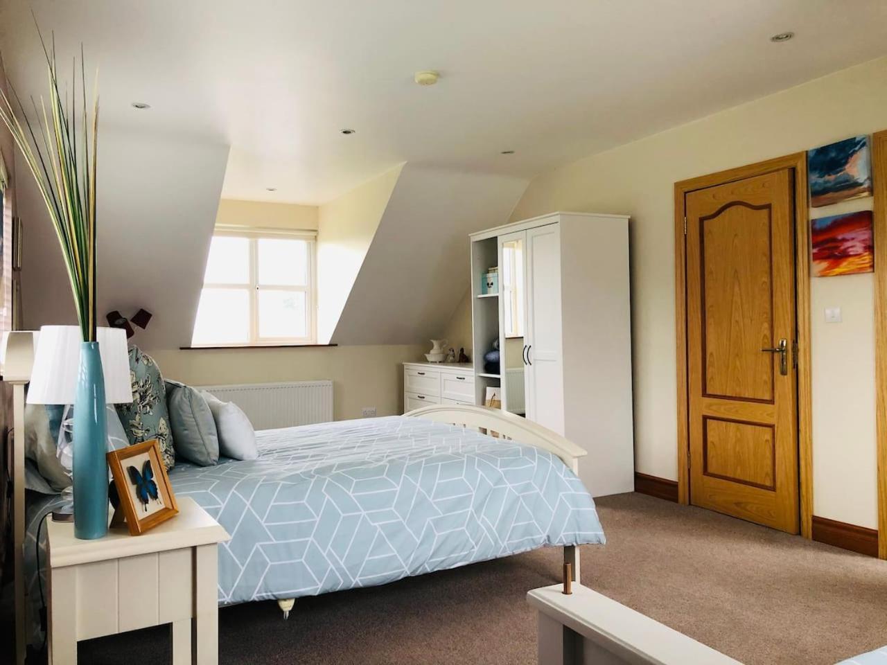 Connemara. 3 Bedroom, 8 Bed, Holiday Home Galway Esterno foto